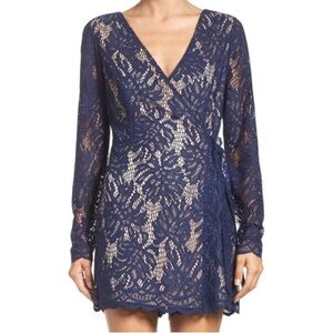 NWOT- $198 Lilly Pulitzer Tiki Wrap Dress Navy Lace Fully Lined Romper Small